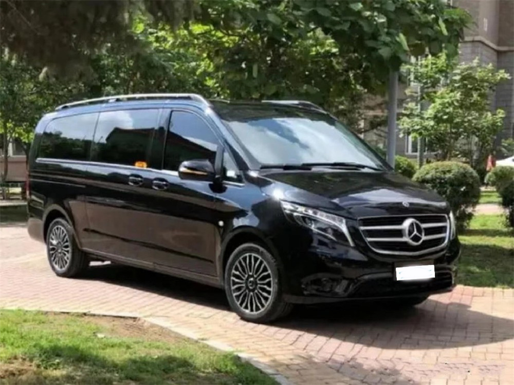 奔馳V260